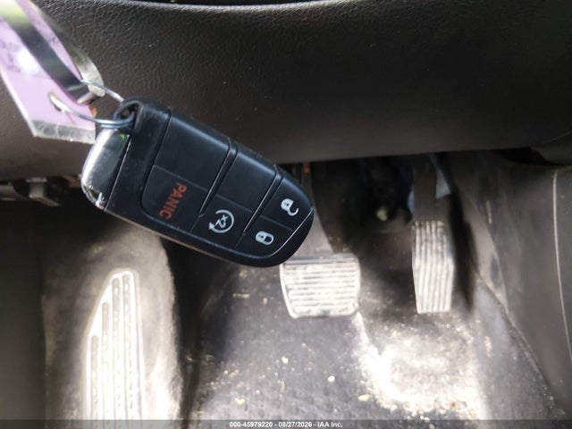 45979220 :رقم المزاد ، 3C4NJDBB1KT682871 vin ، 2019 Jeep Compass Latitude مزاد بيع