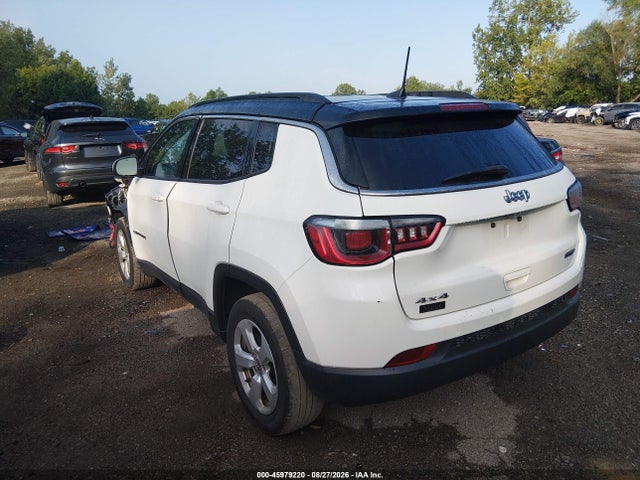 45979220 :رقم المزاد ، 3C4NJDBB1KT682871 vin ، 2019 Jeep Compass Latitude مزاد بيع
