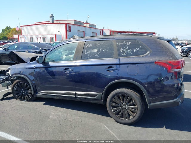 2020 Mitsubishi Outlander Le 2.4/se 2.4/sel 2.4/sp 2.4 მანქანა იყიდება აუქციონზე, vin: JA4AD3A32LZ046555, აუქციონის ნომერი: 45979223