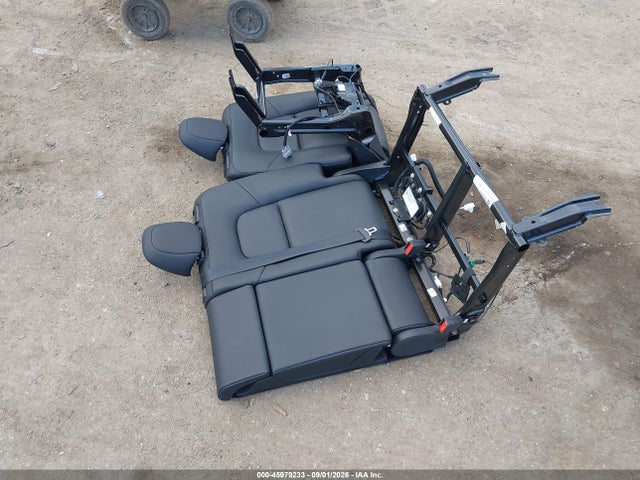 7SAYGDEE1NF377894 Tesla Model Y Long Range Dual Motor All-wheel Drive