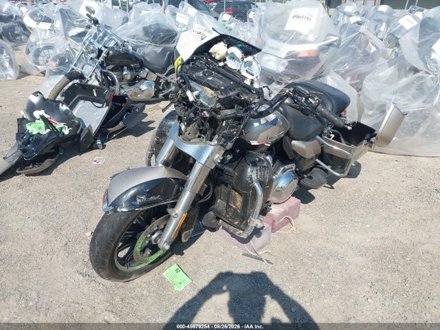 Harley-Davidson Flhtk Ultra Limited 2018 1HD1KED11JB671695 Image 2