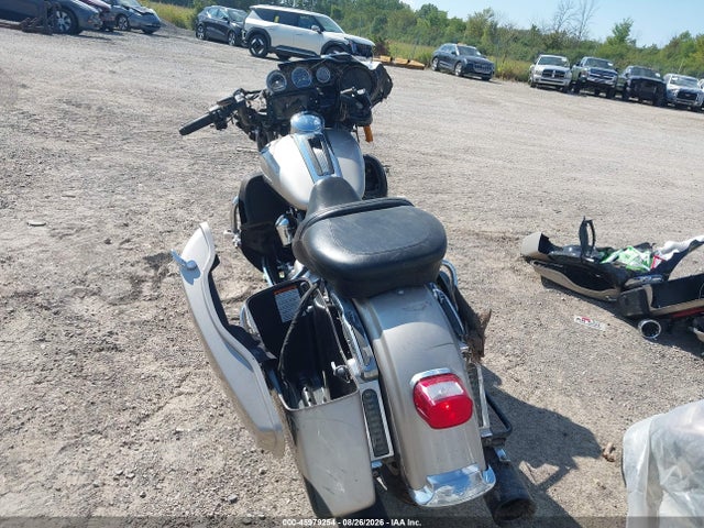 Harley-Davidson Flhtk Ultra Limited 2018 1HD1KED11JB671695 Image 6