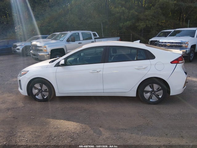 Продаж на аукціоні авто 2021 Hyundai Ioniq Hybrid Blue, vin: KMHC65LCXMU247857, номер лоту: 45979268