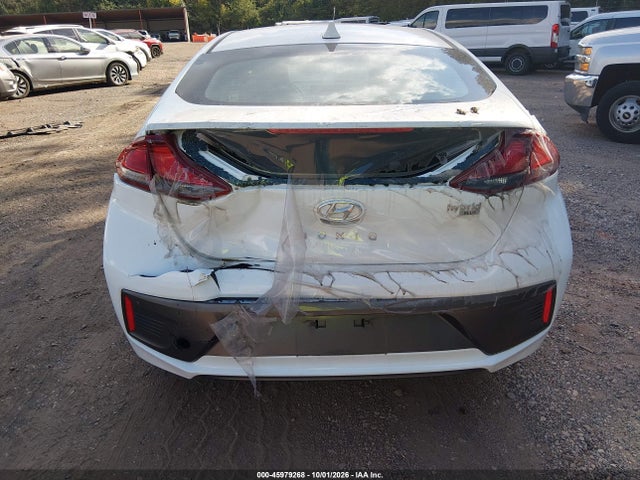 Продаж на аукціоні авто 2021 Hyundai Ioniq Hybrid Blue, vin: KMHC65LCXMU247857, номер лоту: 45979268