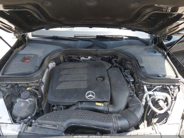 45979267 :رقم المزاد ، W1N0G8DBXLF828038 vin ، 2020 Mercedes-benz Glc 300 مزاد بيع