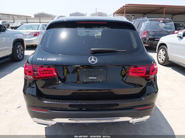 45979267 :رقم المزاد ، W1N0G8DBXLF828038 vin ، 2020 Mercedes-benz Glc 300 مزاد بيع
