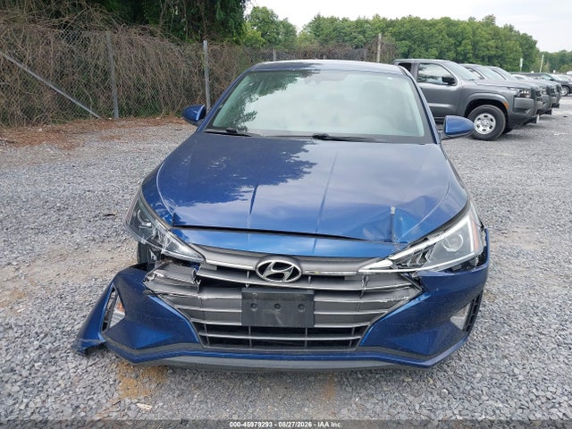 Продажа на аукционе авто 2020 Hyundai Elantra Se, vin: 5NPD74LF9LH608983, номер лота: 45979293