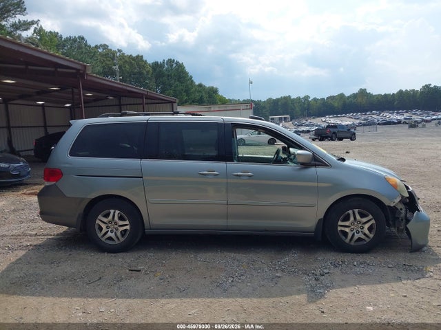 45979300 :رقم المزاد ، 5FNRL38708B055157 vin ، 2008 Honda Odyssey Ex-l مزاد بيع
