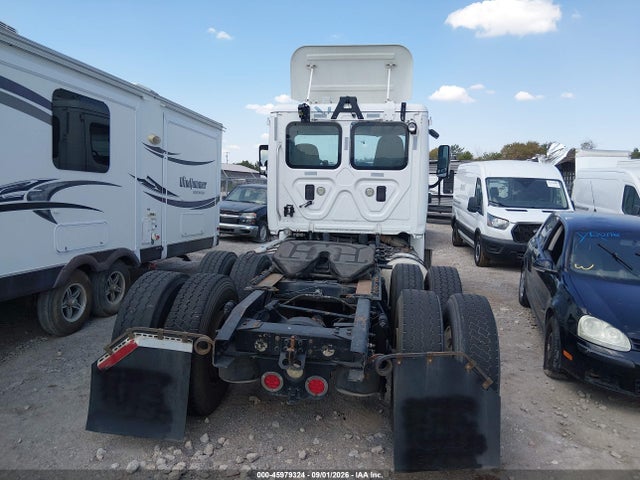 Aukcja sprzedaży 2013 Freightliner Cascadia 113, vin: 1FUJGBDV7DLBW4055, numer aukcji: 45979324