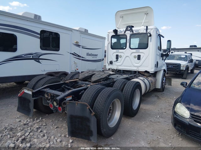 Aukcja sprzedaży 2013 Freightliner Cascadia 113, vin: 1FUJGBDV7DLBW4055, numer aukcji: 45979324