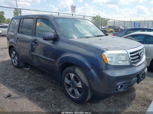 2015 Honda Pilot Se მანქანა იყიდება აუქციონზე, vin: 5FNYF4H33FB055107, აუქციონის ნომერი: 45979328