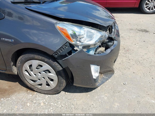 Toyota Prius C One 2016 JTDKDTB32G1590633 Image 17