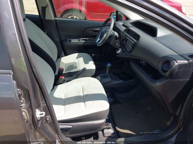 Toyota Prius C One 2016 JTDKDTB32G1590633 Image 5