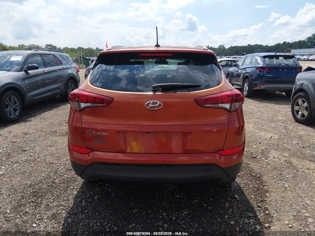 2017 Hyundai Tucson Se მანქანა იყიდება აუქციონზე, vin: KM8J33A4XHU594580, აუქციონის ნომერი: 45979394