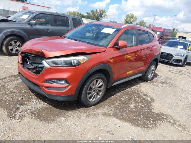 2017 Hyundai Tucson Se მანქანა იყიდება აუქციონზე, vin: KM8J33A4XHU594580, აუქციონის ნომერი: 45979394