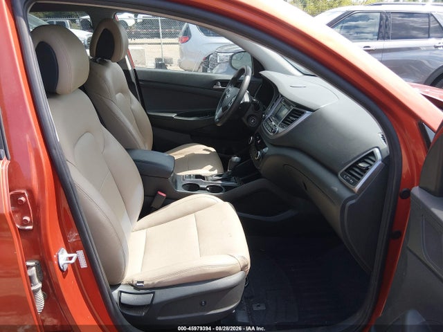 2017 Hyundai Tucson Se მანქანა იყიდება აუქციონზე, vin: KM8J33A4XHU594580, აუქციონის ნომერი: 45979394
