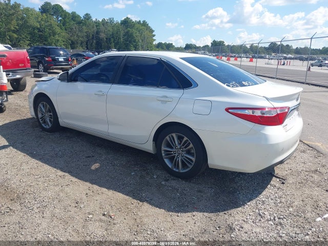 45979399 :رقم المزاد ، 4T1BF1FK5GU160718 vin ، 2016 Toyota Camry Se مزاد بيع