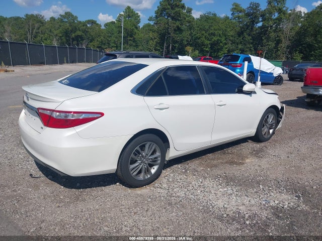 45979399 :رقم المزاد ، 4T1BF1FK5GU160718 vin ، 2016 Toyota Camry Se مزاد بيع