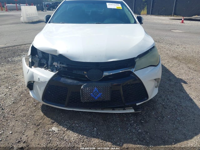 45979399 :رقم المزاد ، 4T1BF1FK5GU160718 vin ، 2016 Toyota Camry Se مزاد بيع