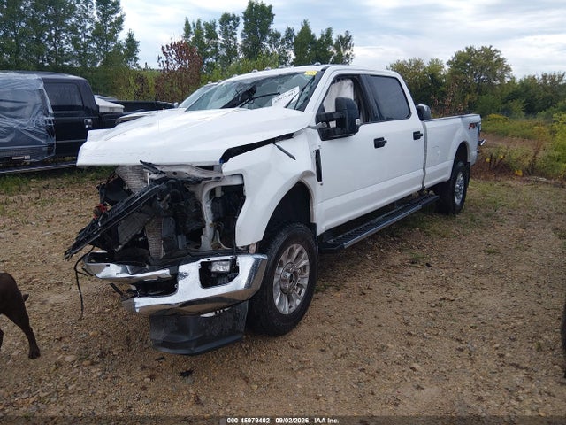 1FT8W3BN5MED01335 Ford F-350 Xlt