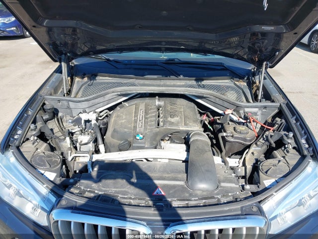 45979481 :رقم المزاد ، 5UXKR0C54F0K68501 vin ، 2015 Bmw X5 Xdrive35i مزاد بيع