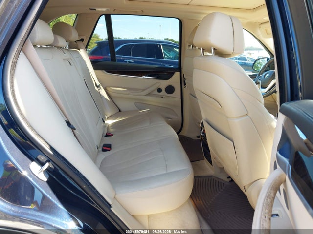 45979481 :رقم المزاد ، 5UXKR0C54F0K68501 vin ، 2015 Bmw X5 Xdrive35i مزاد بيع