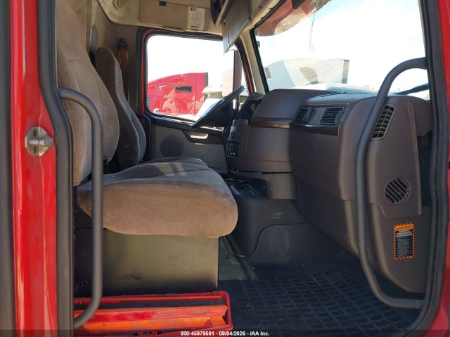 Aukcja sprzedaży 2016 Volvo Vn, vin: 4V4MC9EG8GN974863, numer aukcji: 45979501