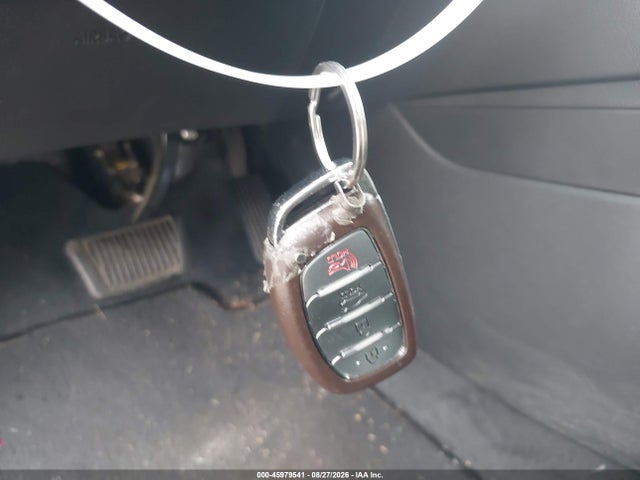 45979541 :رقم المزاد ، 5NPD84LFXHH133204 vin ، 2017 Hyundai Elantra Value Edition مزاد بيع