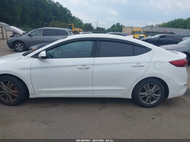 45979541 :رقم المزاد ، 5NPD84LFXHH133204 vin ، 2017 Hyundai Elantra Value Edition مزاد بيع