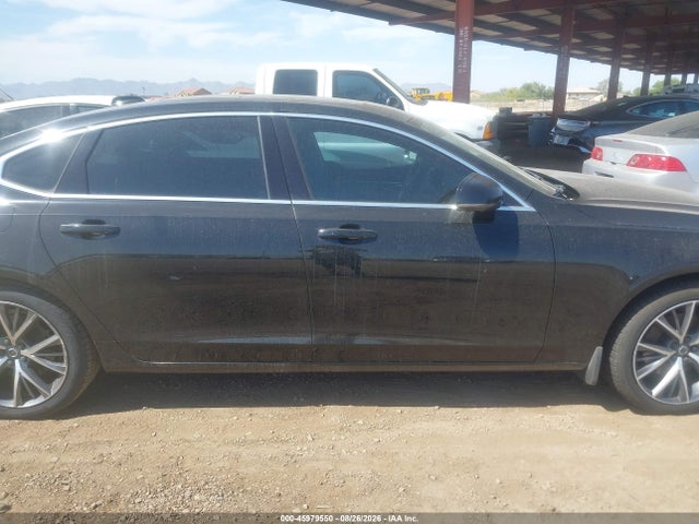 LVY982AK6JP019259 Volvo S90 T5 Momentum