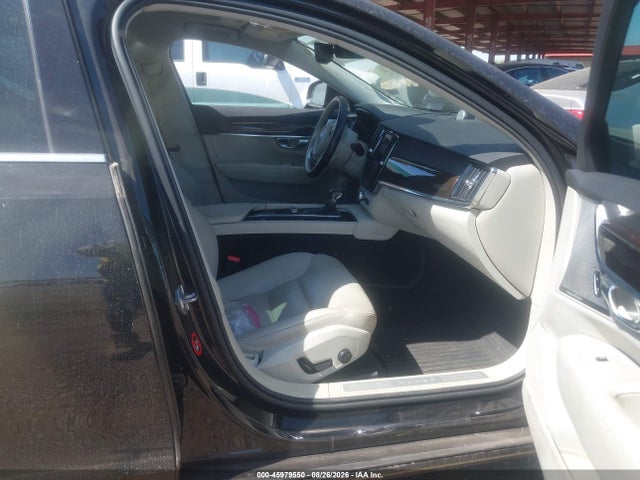LVY982AK6JP019259 Volvo S90 T5 Momentum