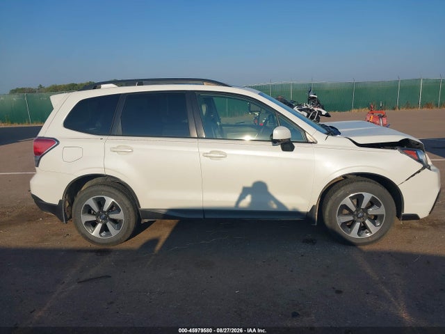 45979580 :رقم المزاد ، JF2SJAEC7HH523626 vin ، 2017 Subaru Forester 2.5i Premium مزاد بيع
