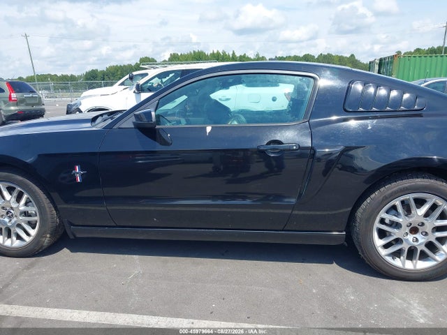 Продажа на аукционе авто 2014 Ford Mustang V6 Premium, vin: 1ZVBP8AM5E5211643, номер лота: 45979664