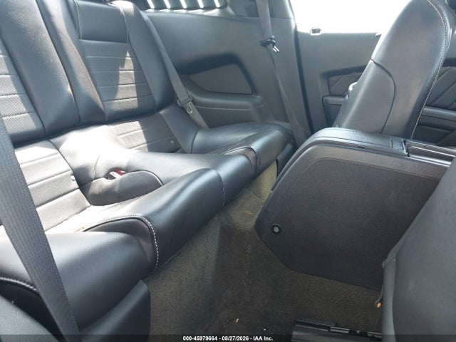 Продажа на аукционе авто 2014 Ford Mustang V6 Premium, vin: 1ZVBP8AM5E5211643, номер лота: 45979664