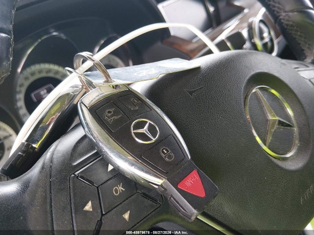 2013 Mercedes-benz Glk 350 4matic მანქანა იყიდება აუქციონზე, vin: WDCGG8JBXDF973764, აუქციონის ნომერი: 45979878