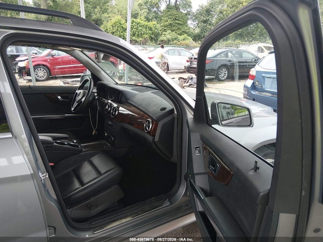 2013 Mercedes-benz Glk 350 4matic მანქანა იყიდება აუქციონზე, vin: WDCGG8JBXDF973764, აუქციონის ნომერი: 45979878