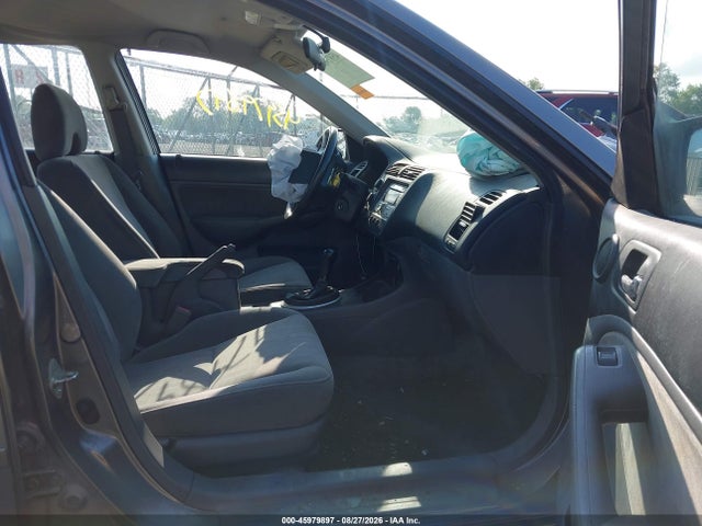 45979897 :رقم المزاد ، 2HGES15595H605021 vin ، 2005 Honda Civic Lx مزاد بيع