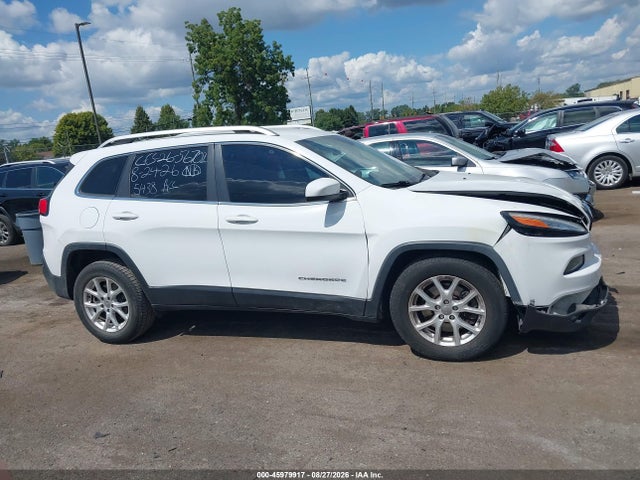 2016 Jeep Cherokee Latitude მანქანა იყიდება აუქციონზე, vin: 1C4PJMCSXGW185438, აუქციონის ნომერი: 45979917