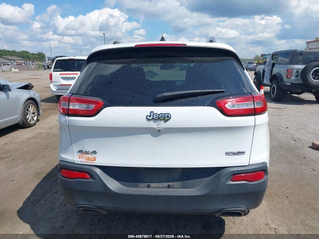 2016 Jeep Cherokee Latitude მანქანა იყიდება აუქციონზე, vin: 1C4PJMCSXGW185438, აუქციონის ნომერი: 45979917