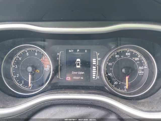 2016 Jeep Cherokee Latitude მანქანა იყიდება აუქციონზე, vin: 1C4PJMCSXGW185438, აუქციონის ნომერი: 45979917