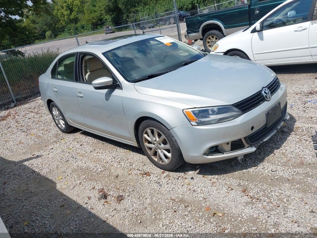 2011 Volkswagen Jetta 2.5l Se მანქანა იყიდება აუქციონზე, vin: 3VWBX7AJ5BM013750, აუქციონის ნომერი: 45979928