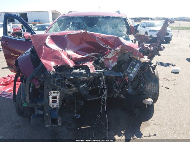 2015 Jeep Cherokee Latitude მანქანა იყიდება აუქციონზე, vin: 1C4PJMCS1FW611113, აუქციონის ნომერი: 45979946