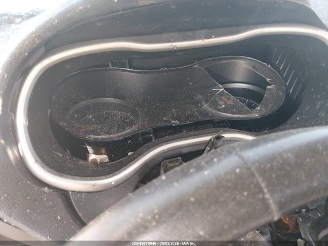 2015 Jeep Cherokee Latitude მანქანა იყიდება აუქციონზე, vin: 1C4PJMCS1FW611113, აუქციონის ნომერი: 45979946