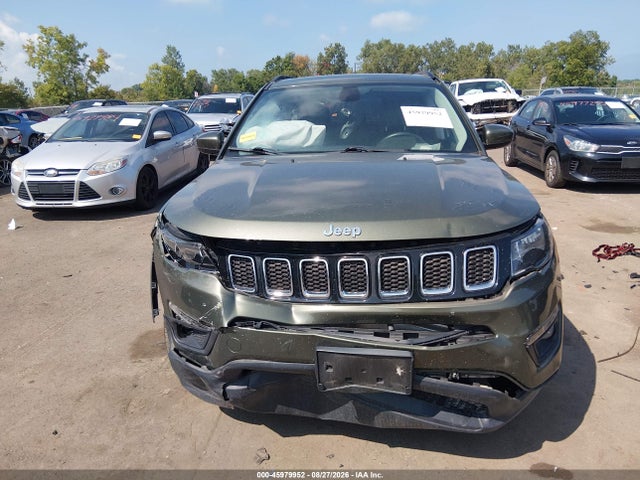 45979952 :رقم المزاد ، 3C4NJCBB1JT186543 vin ، 2018 Jeep Compass Latitude مزاد بيع
