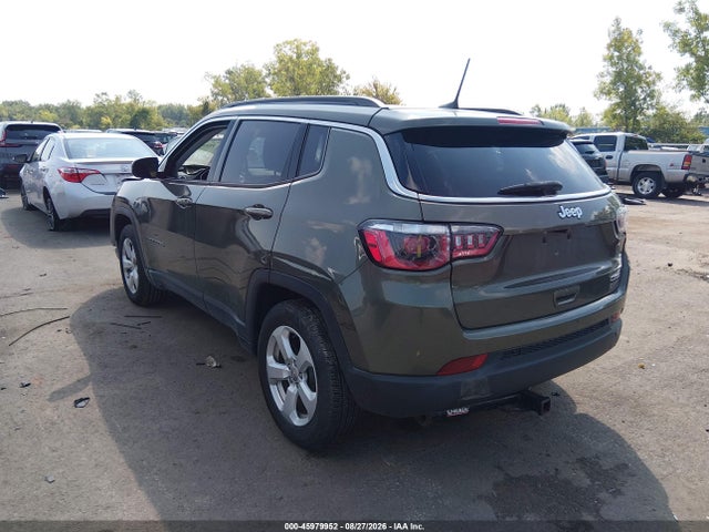 45979952 :رقم المزاد ، 3C4NJCBB1JT186543 vin ، 2018 Jeep Compass Latitude مزاد بيع