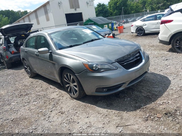 Aukcja sprzedaży 2013 Chrysler 200 Limited, vin: 1C3CCBCG1DN524134, numer aukcji: 45979956