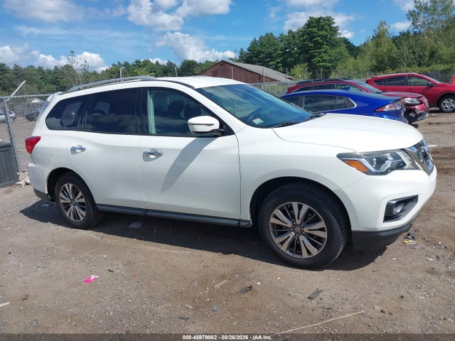2017 Nissan Pathfinder Sv მანქანა იყიდება აუქციონზე, vin: 5N1DR2MMXHC657247, აუქციონის ნომერი: 45979962