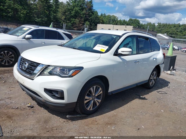 2017 Nissan Pathfinder Sv მანქანა იყიდება აუქციონზე, vin: 5N1DR2MMXHC657247, აუქციონის ნომერი: 45979962