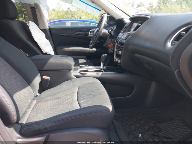 2017 Nissan Pathfinder Sv მანქანა იყიდება აუქციონზე, vin: 5N1DR2MMXHC657247, აუქციონის ნომერი: 45979962
