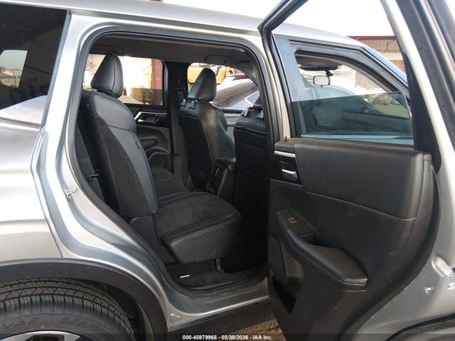 Продаж на аукціоні авто 2022 Mitsubishi Outlander Black Edition S-awc/se 2.5 S-awc/se Launch Edition S-awc, vin: JA4J4UA85NZ065783, номер лоту: 45979968